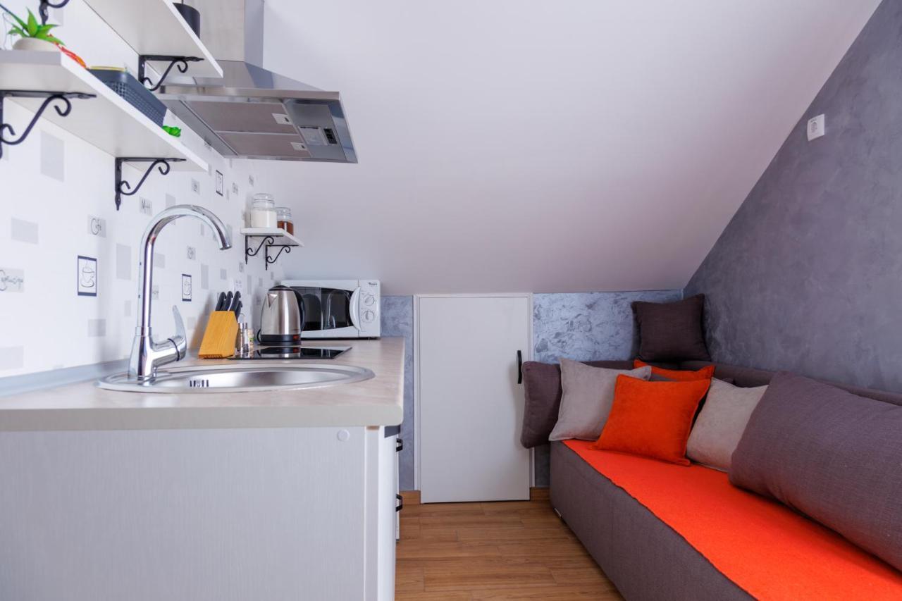 Apartmani Nina Golubac Buitenkant foto