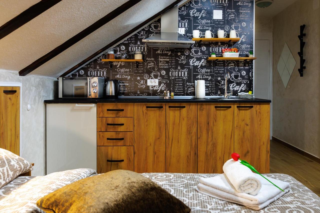 Apartmani Nina Golubac Buitenkant foto