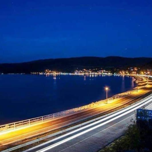 Apartmani Nina Golubac Buitenkant foto